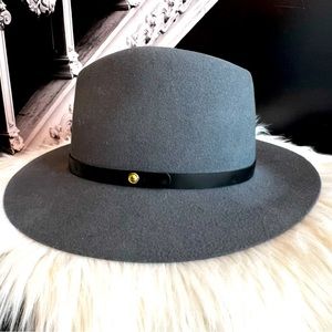 RAG & BONE Floppy Brim Fedora
Wool Hat